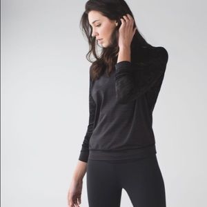 🍋 Lululemon Run For Day’s Long Sleeve Camo Black